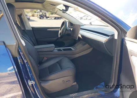 2022 Tesla Model Y Long Range Dual Motor All-Wheel Drive из США, поврежденный, VIN 7SAYGDEE3NA019970